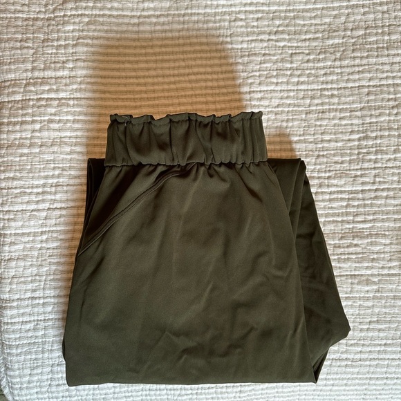 Lulu joggers - Picture 4 of 4